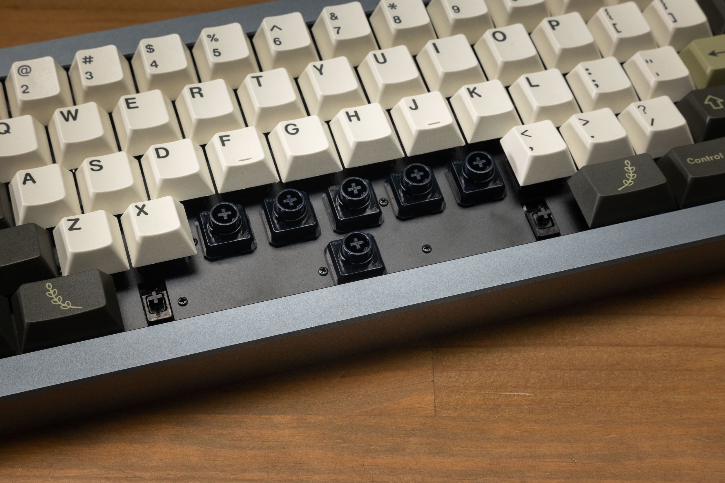 Naevies EC Switches
