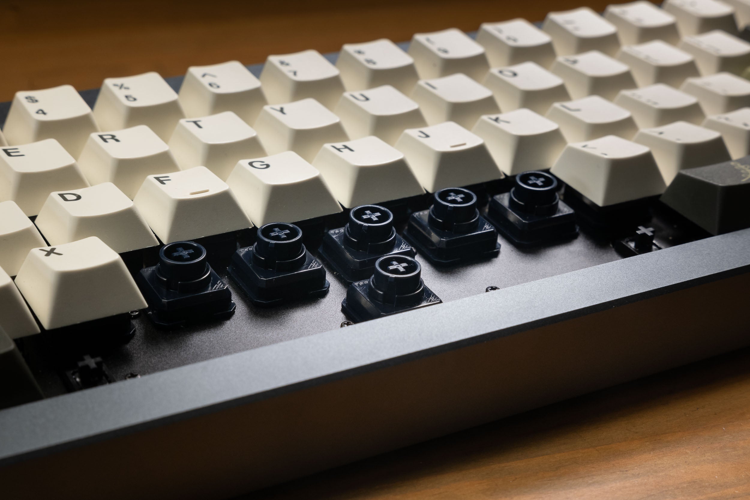Naevies EC Switches