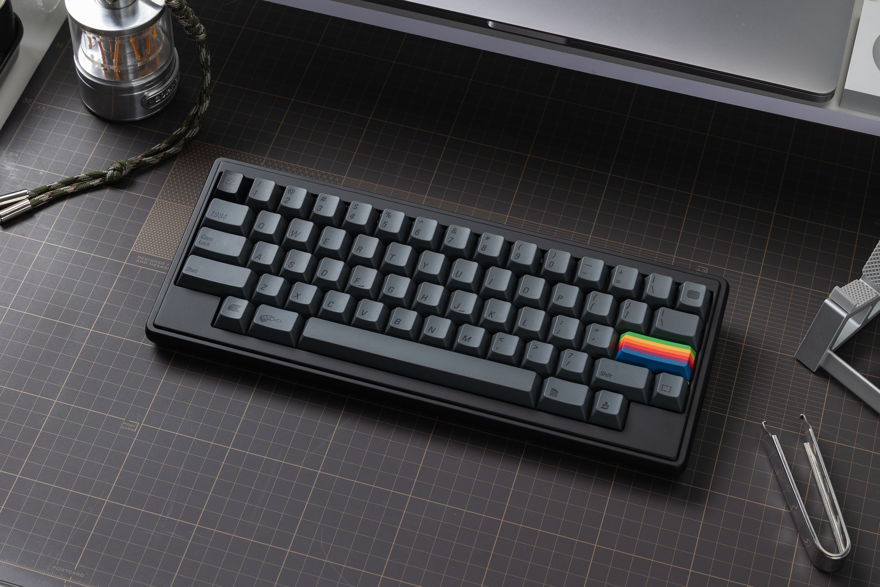 Aepex60_Black-Black_09.jpg